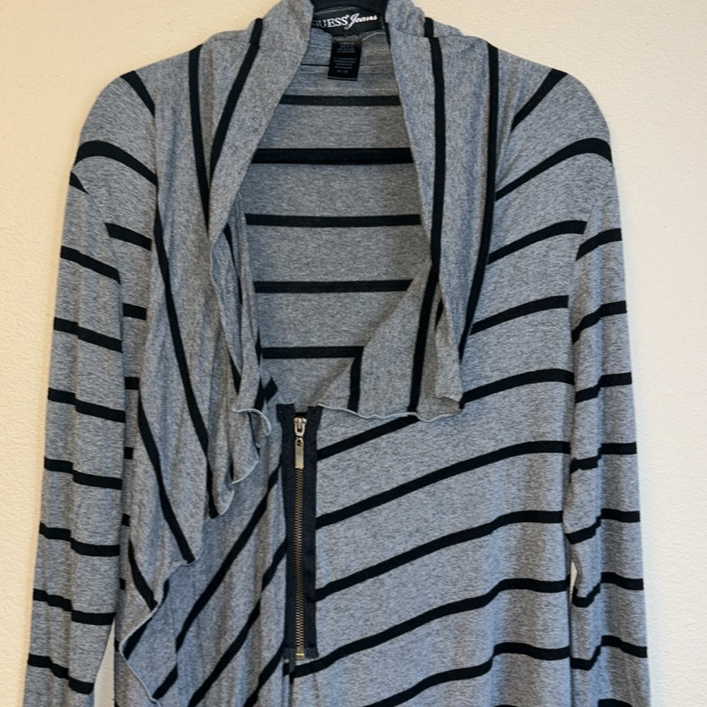 GUESS JEANS Size MEDIUM Gray Black Striped Asymmetrical Zip Front Cardigan Top